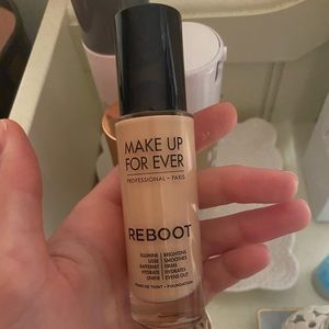 Makeup Forever Reboot Foundation